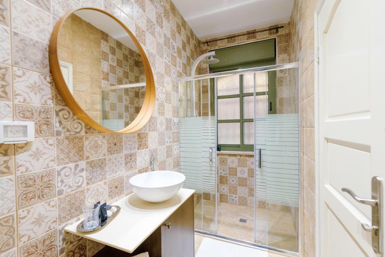 Sholi Crown Hotell Jerusalem Exteriör bild